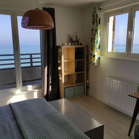 度假居 For 8 People